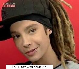 ink una poze cu tom